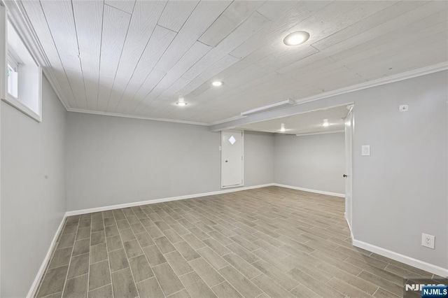 51 Day Avenue, Tenafly, NJ 07670