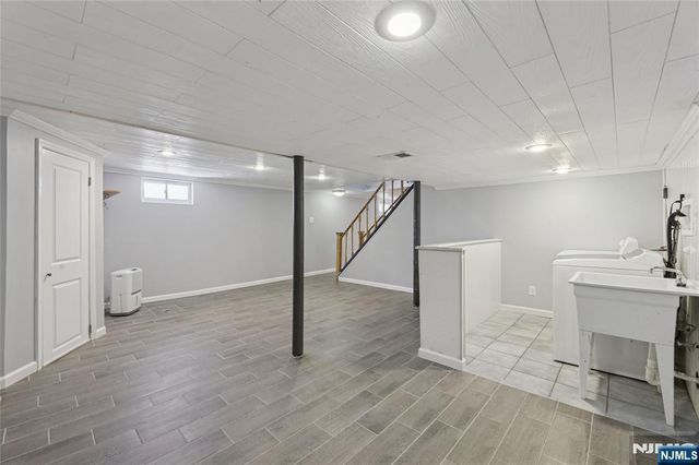 51 Day Avenue, Tenafly, NJ 07670