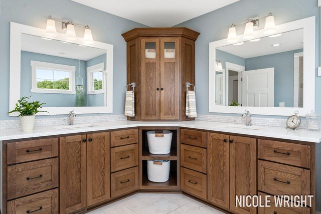 600 Stonehill Court, Georgetown Twp, MI 49418