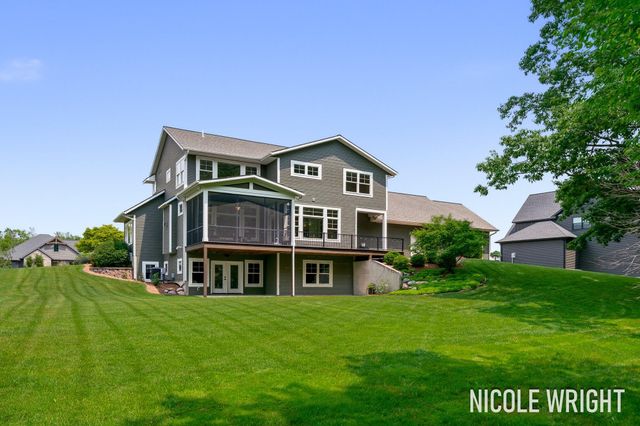 600 Stonehill Court, Georgetown Twp, MI 49418
