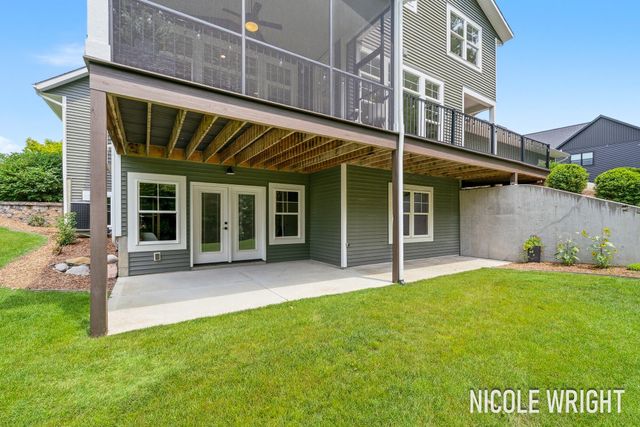 600 Stonehill Court, Georgetown Twp, MI 49418