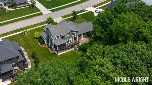 600 Stonehill Court, Georgetown Twp, MI 49418