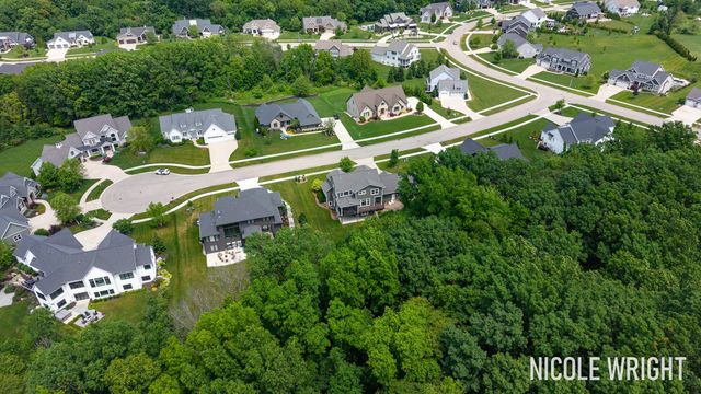 600 Stonehill Court, Georgetown Twp, MI 49418