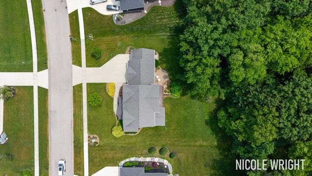 600 Stonehill Court, Georgetown Twp, MI 49418