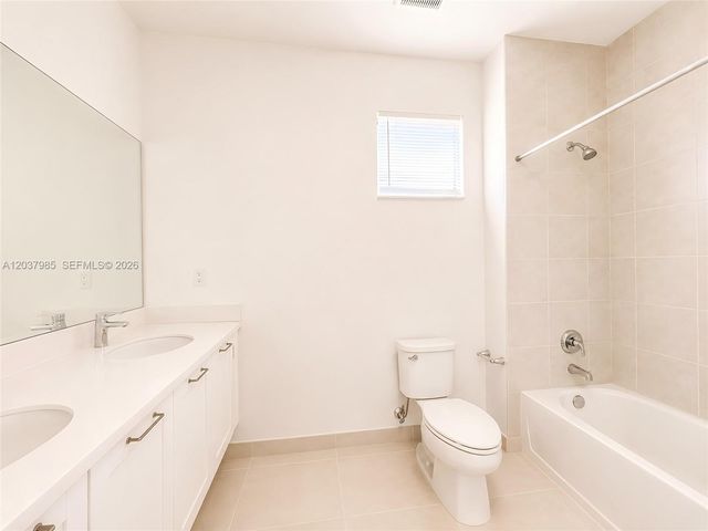 8185 NW 42nd St 8185, Doral, FL 33166