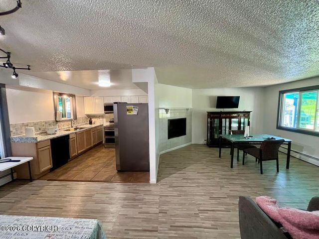 4208 Mcphee Avenue, Anchorage, AK 99508