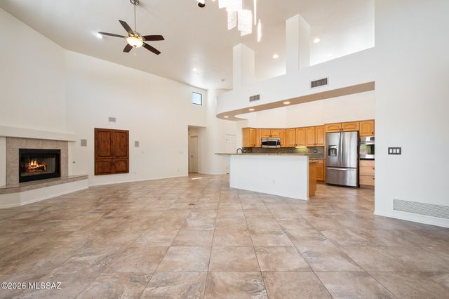 8756 E Bear Paw Place, Tucson, AZ 85749