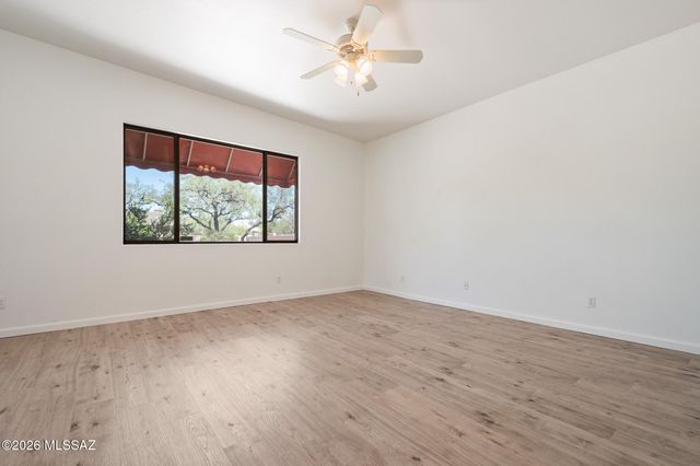 8756 E Bear Paw Place, Tucson, AZ 85749
