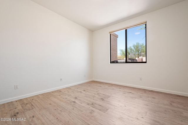 8756 E Bear Paw Place, Tucson, AZ 85749
