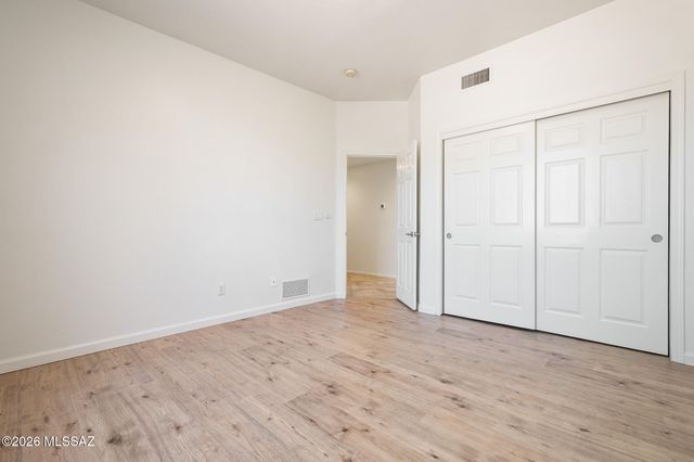 8756 E Bear Paw Place, Tucson, AZ 85749