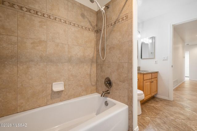 8756 E Bear Paw Place, Tucson, AZ 85749