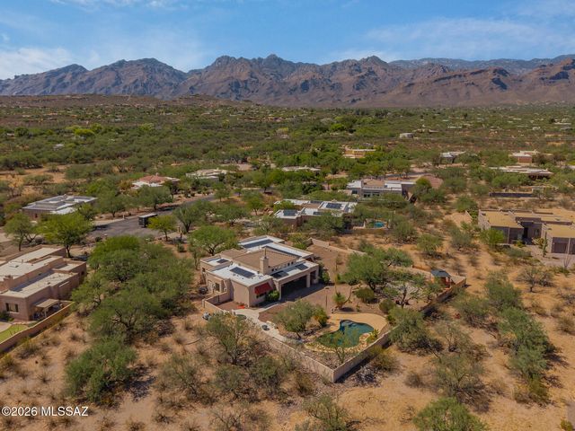 8756 E Bear Paw Place, Tucson, AZ 85749