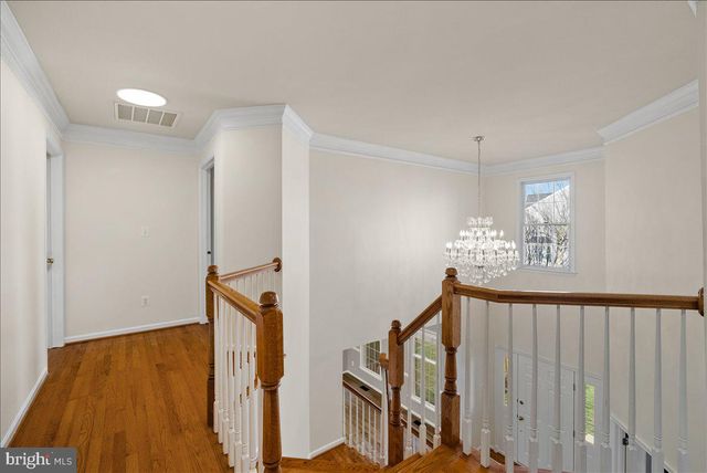 25413 BRADSHAW DR, Chantilly, VA 20152