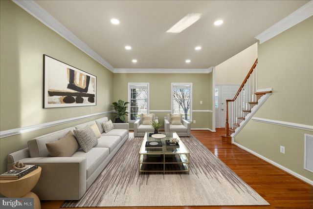 25413 BRADSHAW DR, Chantilly, VA 20152