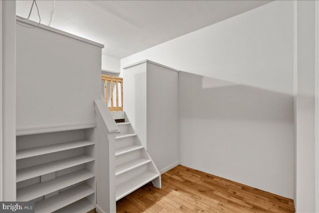 25413 BRADSHAW DR, Chantilly, VA 20152