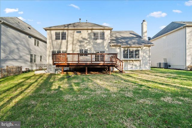 25413 BRADSHAW DR, Chantilly, VA 20152