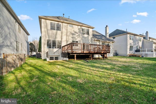 25413 BRADSHAW DR, Chantilly, VA 20152