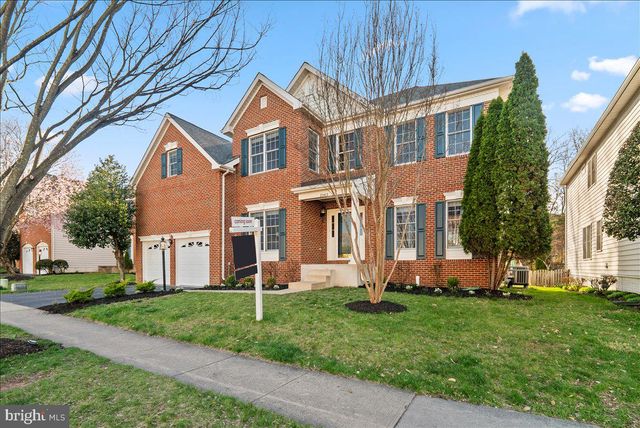25413 BRADSHAW DR, Chantilly, VA 20152