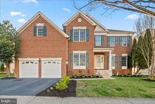 25413 BRADSHAW DR, Chantilly, VA 20152