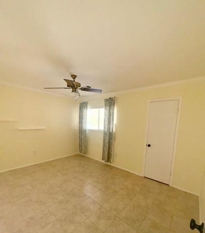 2023 Westlake Road, Houston, TX 77062