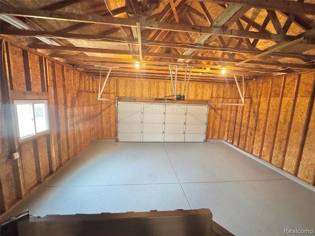 4300 Center Road, Linden, MI 48451