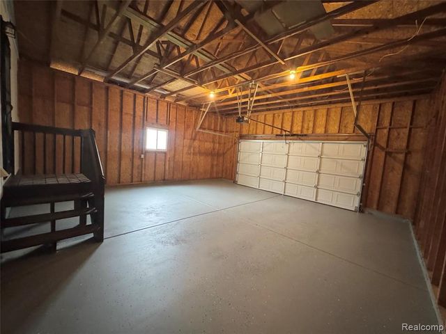 4300 Center Road, Linden, MI 48451