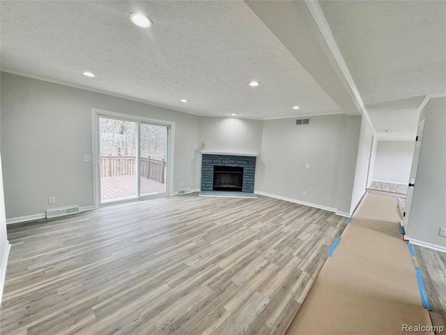 4300 Center Road, Linden, MI 48451