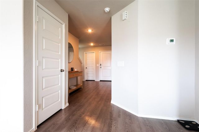 10805 Bird Of Paradise Ln Lane, Houston, TX 77016