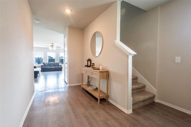 10805 Bird Of Paradise Ln Lane, Houston, TX 77016