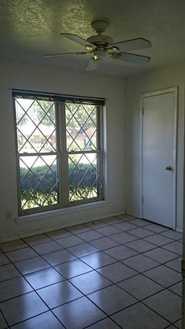 7830 Tejas Street, Baytown, TX 77521