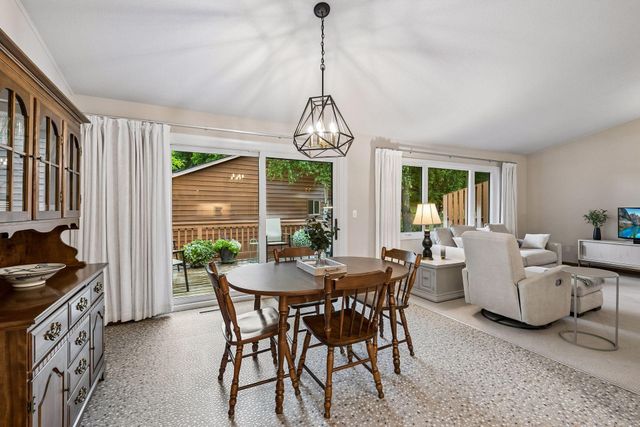 6941 Edenvale Boulevard, Eden Prairie, MN 55346