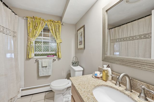 137 Parker Rd, Lancaster, MA 01523