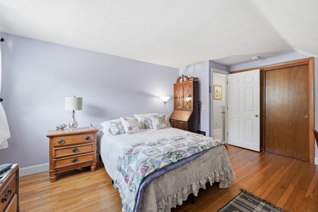 137 Parker Rd, Lancaster, MA 01523