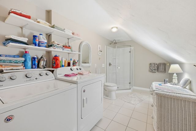 137 Parker Rd, Lancaster, MA 01523
