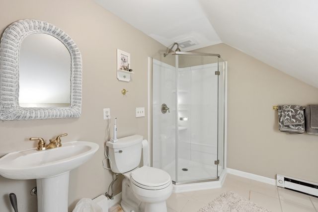 137 Parker Rd, Lancaster, MA 01523