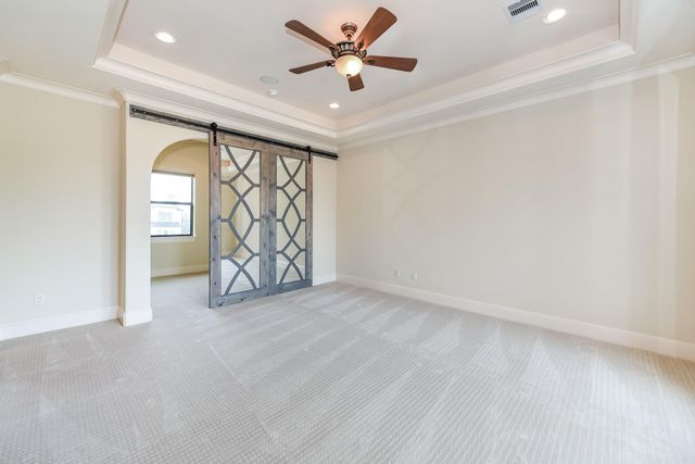 2048 W Main Street, Houston, TX 77098