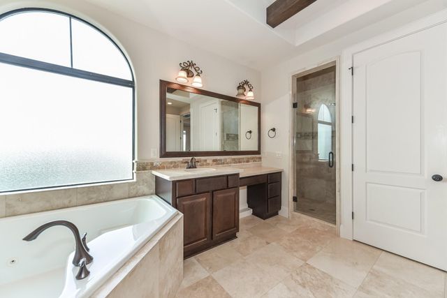 2048 W Main Street, Houston, TX 77098