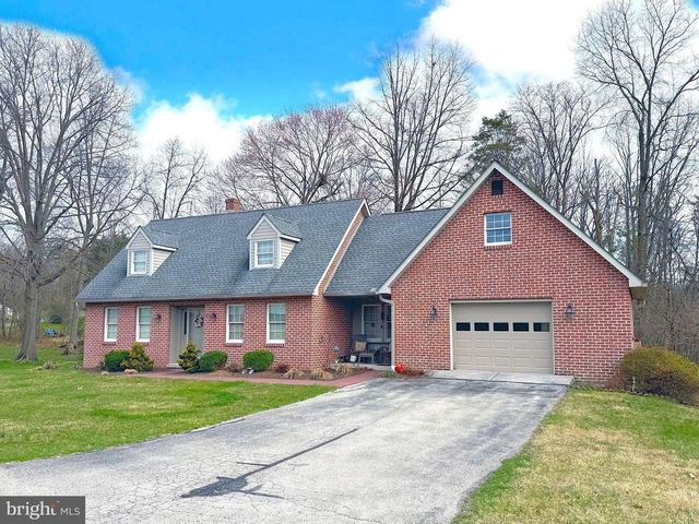 245 MONTCLAIR RD, Gettysburg, PA 17325