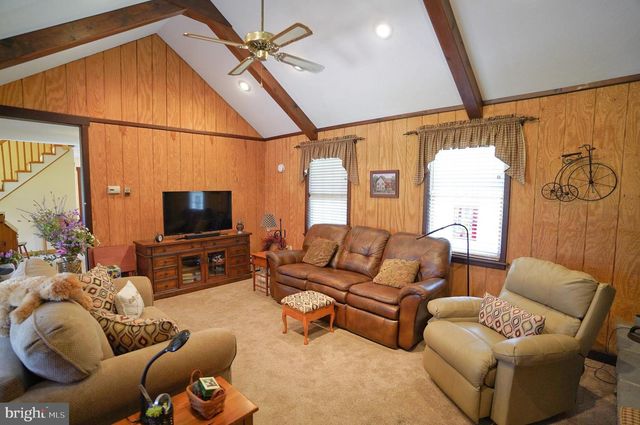 245 MONTCLAIR RD, Gettysburg, PA 17325