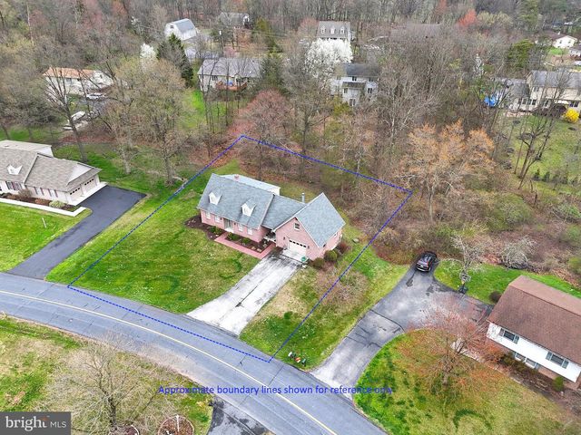 245 MONTCLAIR RD, Gettysburg, PA 17325