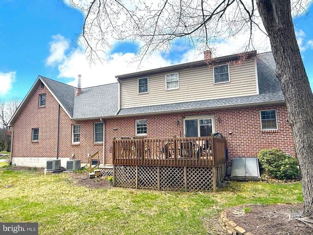 245 MONTCLAIR RD, Gettysburg, PA 17325