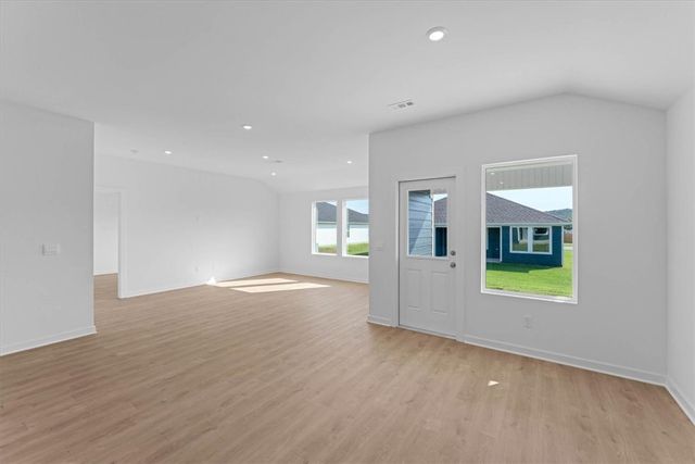 571 Riggs Street, Prairie Grove, AR 72753