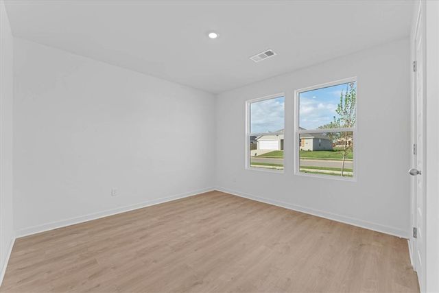 571 Riggs Street, Prairie Grove, AR 72753