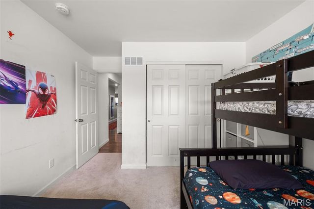 1711 Rivercroft Drive, St Paul, MO 63366