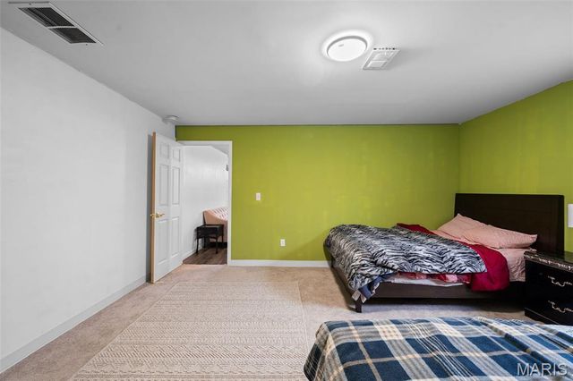 1711 Rivercroft Drive, St Paul, MO 63366