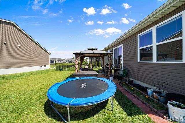1711 Rivercroft Drive, St Paul, MO 63366
