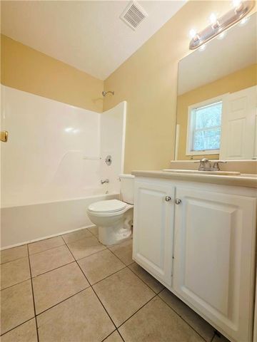 186 S Red Oak Way, Temple, GA 30179
