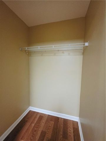186 S Red Oak Way, Temple, GA 30179