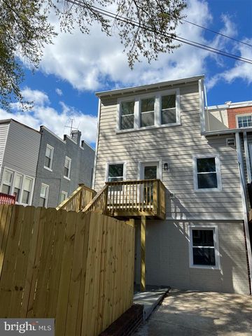 512 PEABODY ST NW, Washington, DC 20011