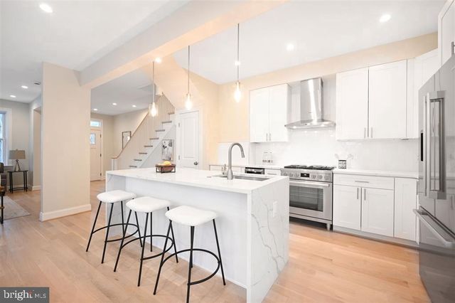 512 PEABODY ST NW, Washington, DC 20011